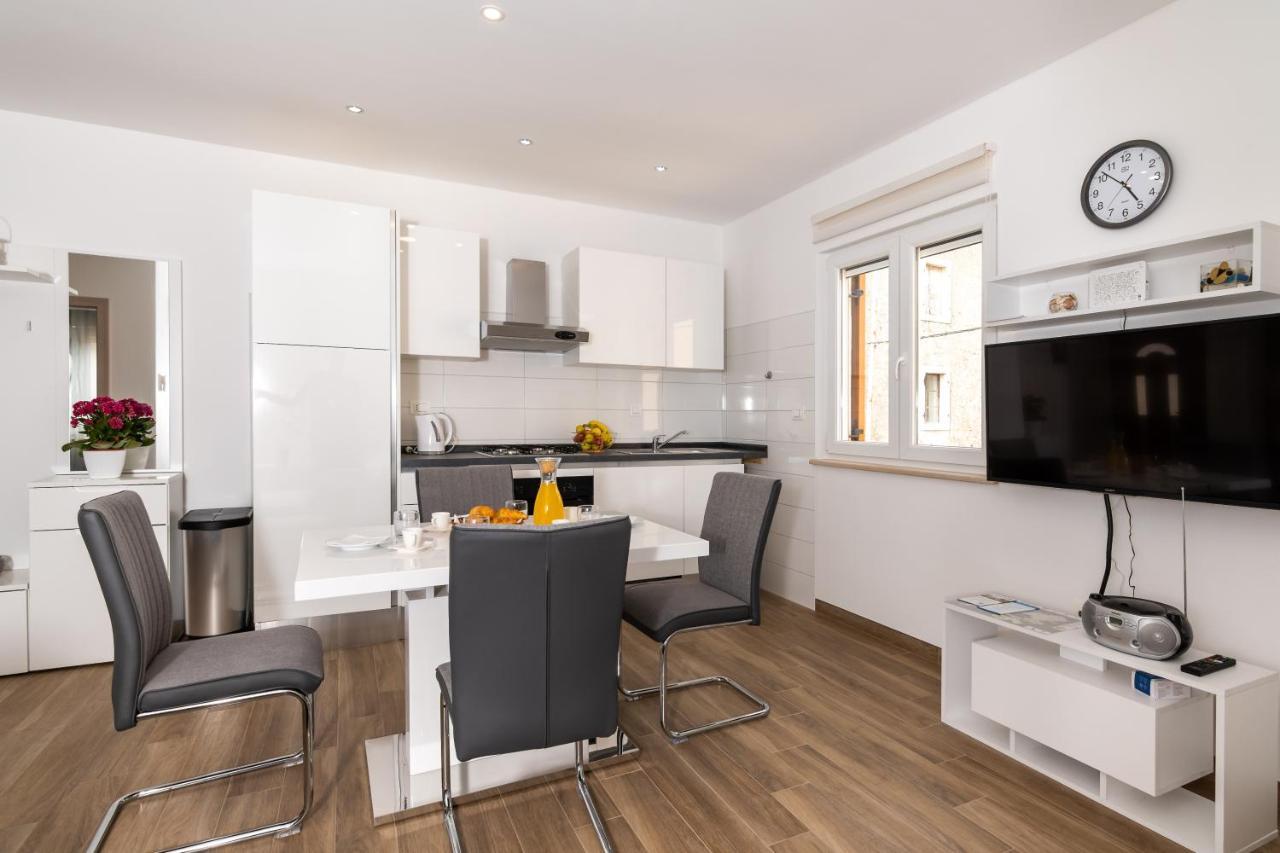 Apartman Palada Žminj Esterno foto