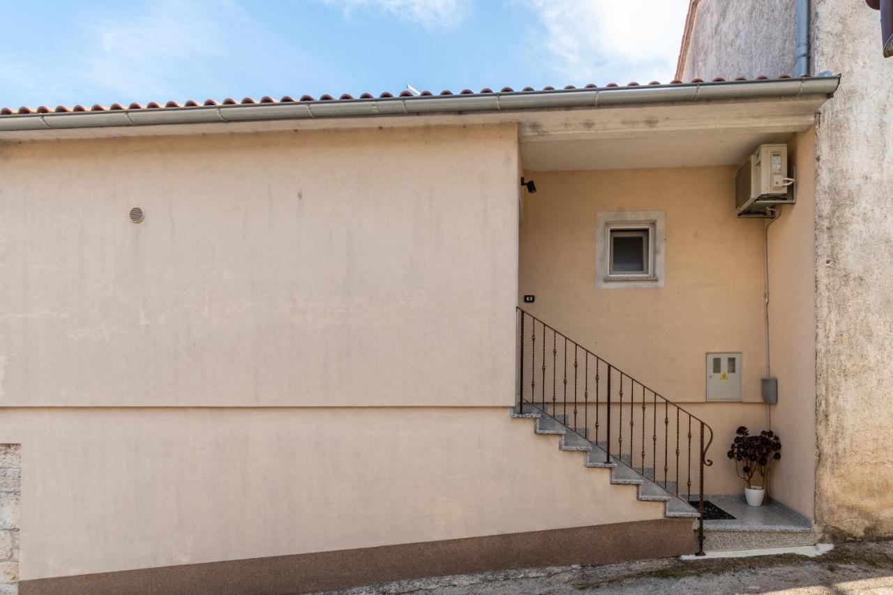Apartman Palada Žminj Esterno foto