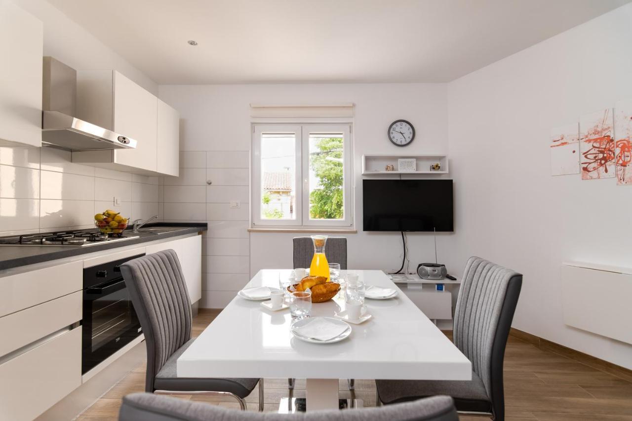 Apartman Palada Žminj Esterno foto
